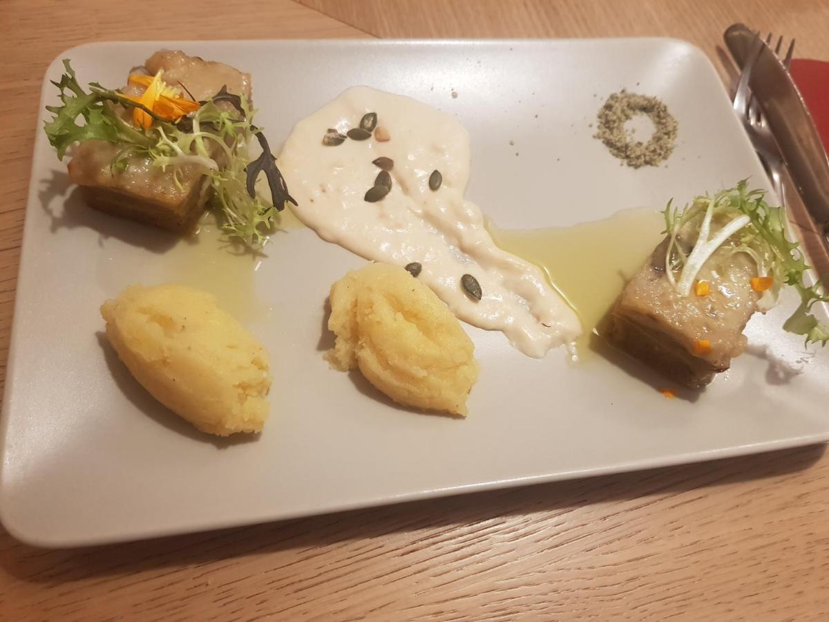 Nourriture dans l'hôtel ou à proximité