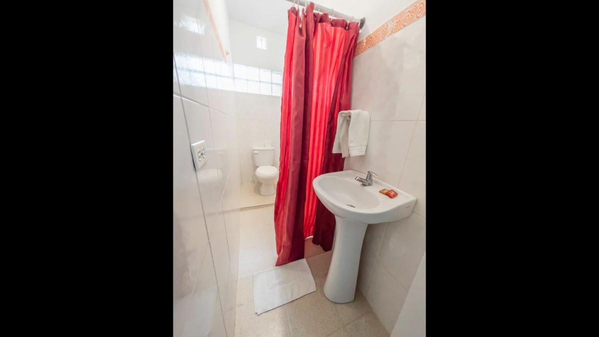2cb-4 2 bedroom apartment in Getsemani - Housity
