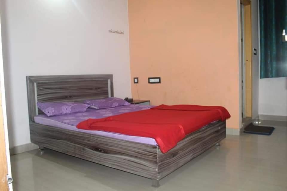 Royal inn Lodge - Housity