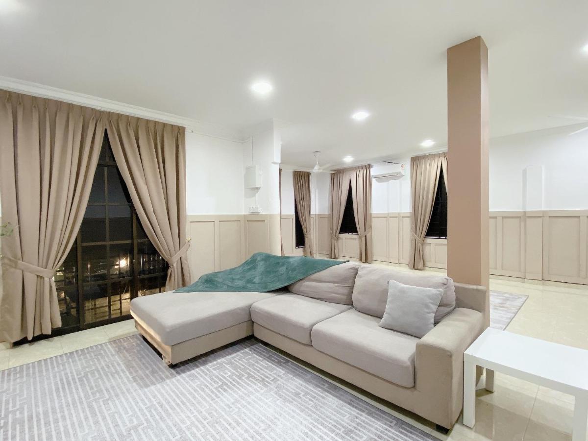 Homestay Pasir Mas - Housity