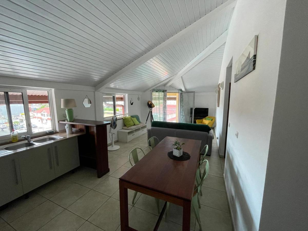 NANA - A 44 - Vue Panoramique-Appartement Cosy et Lumineux- Cuisine équipée- - Centre Ville-WIFI-CLIM- NETFLIX - Parking public gratuit-Garage privé payant - Housity