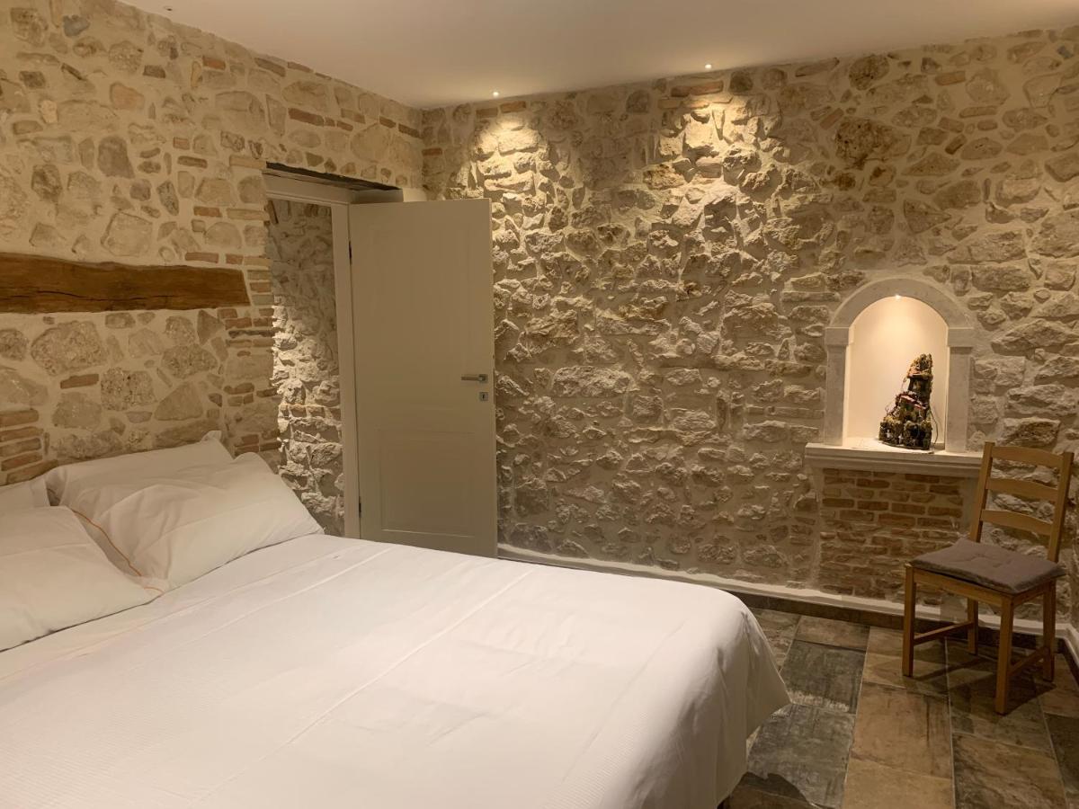 Le dimore nel borgo - Housity