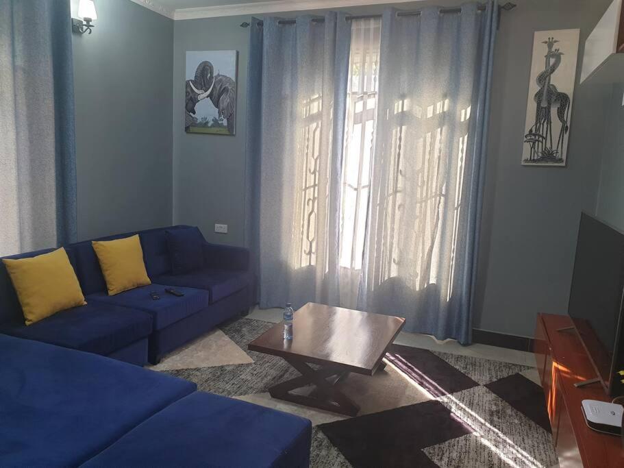 Usambara Residence. Private, cozy, close to nature - Housity
