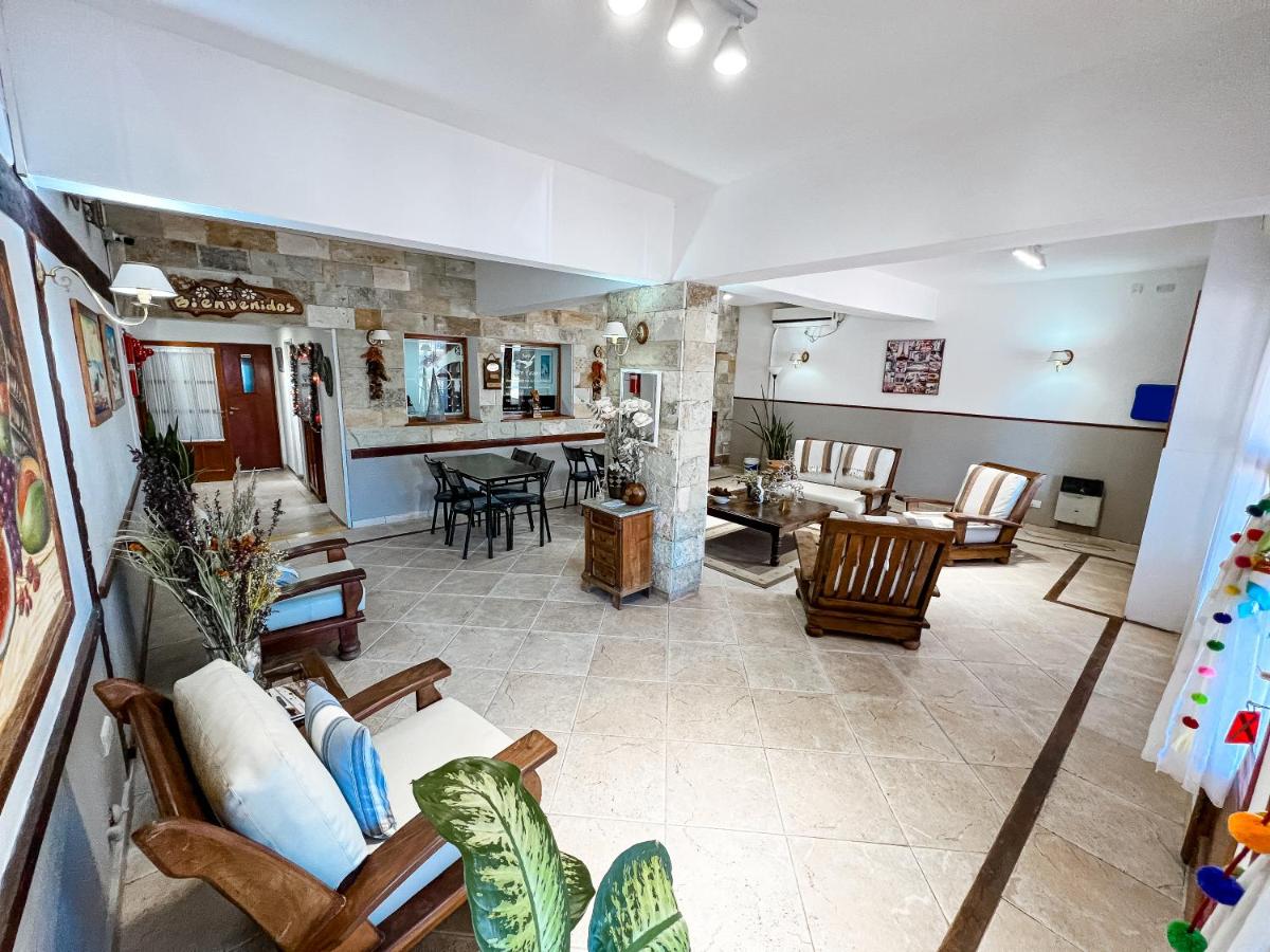 Nuevo Hotel Parador - Housity