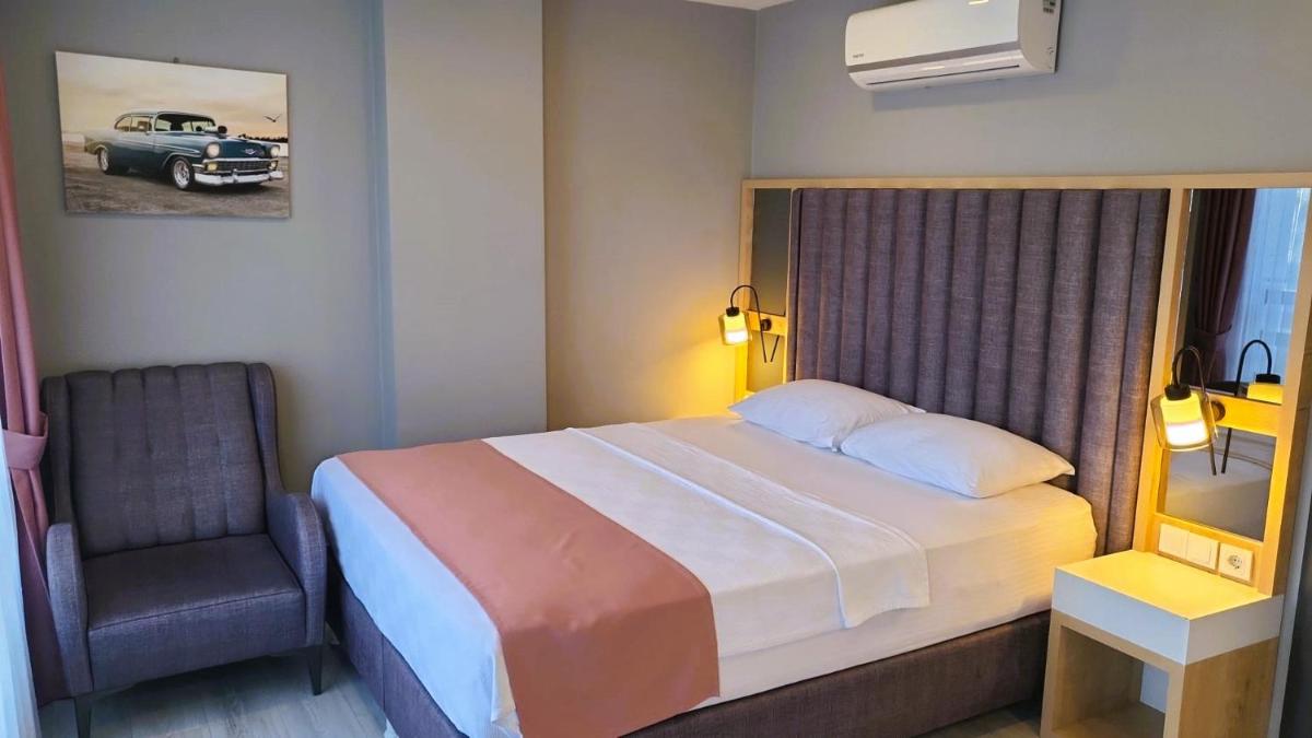 L'opera Deluxe Hotel - Housity