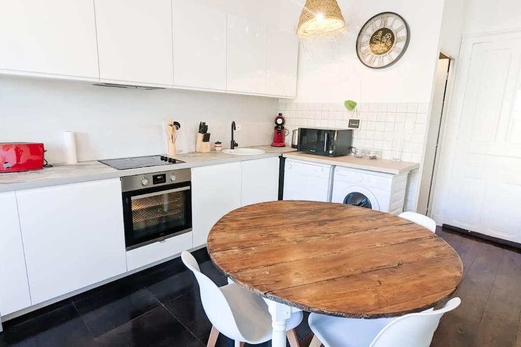 Cosy Tropical -2ch -Centre-ville - GARAGE PRIVATIF - WIFI Haut débit - Housity