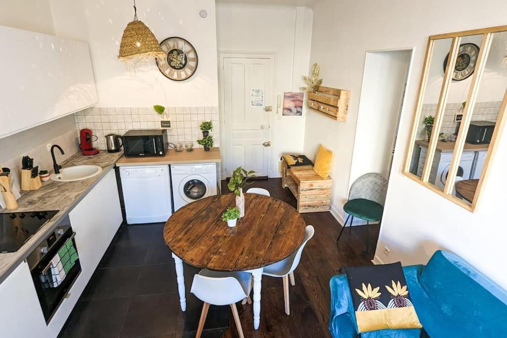 Cosy Tropical -2ch -Centre-ville - GARAGE PRIVATIF - WIFI Haut débit - Housity