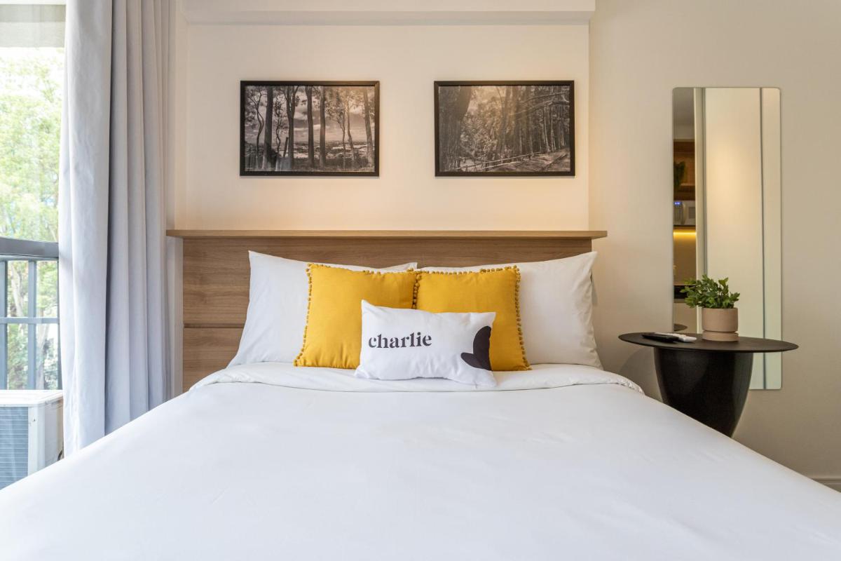 Smart Charlie Parque Augusta Mackenzie - Housity