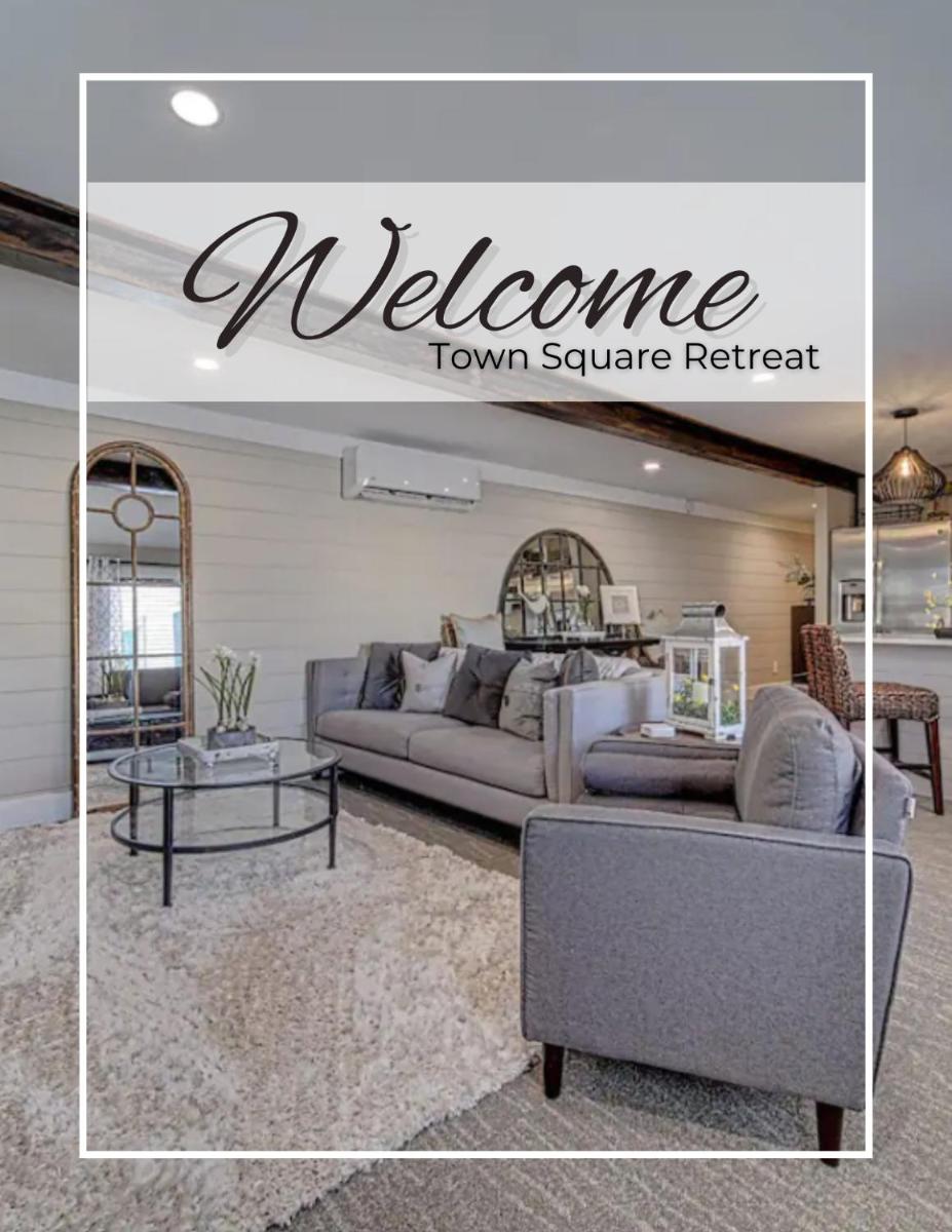 Town Square Retreat - Housity