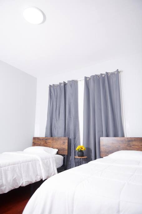 Cozy apartment 2nd 10min Walk Downtown and City View - Housity