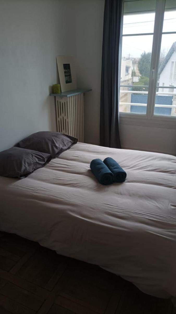 Le Bleu Roi - Appartement calme proche de la Gare - Housity