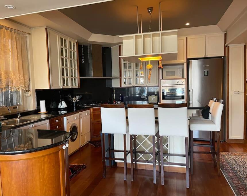 An apartment with Bosphorus view - Housity