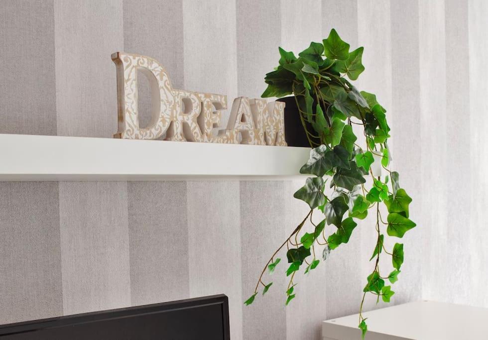 3 DREAM APARTMANT 3+PARCARE GRATUITA - Housity
