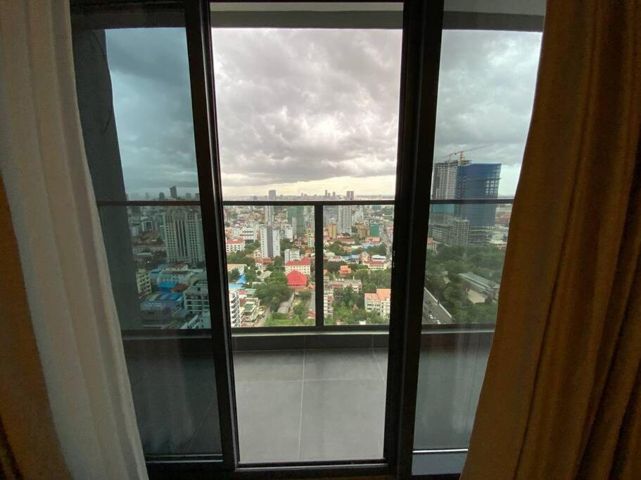 Paradise Condo - Housity