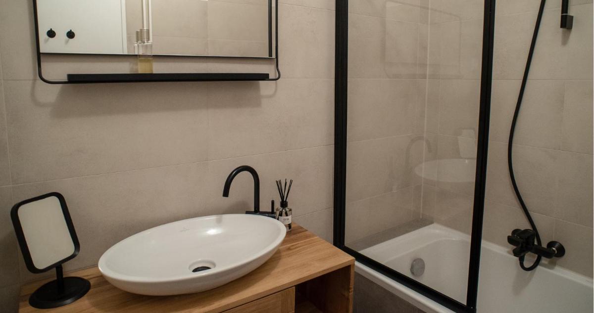 Cozy and fully equiped suite apartment at Ku'damm (80 m2) - Housity