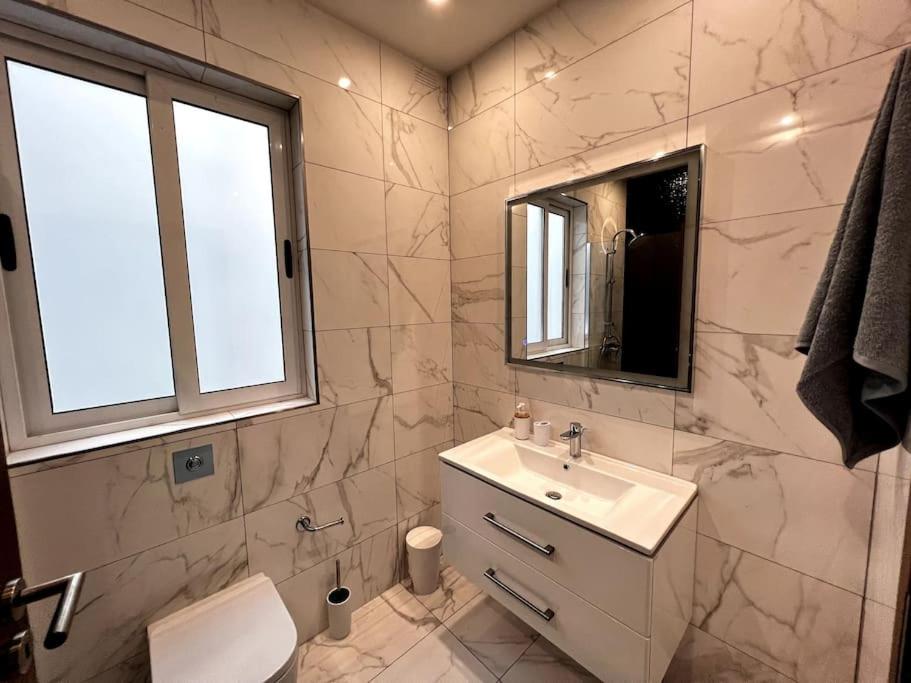Suitetrails - Viewline SeaView Modern 3 Bedroom Apartment