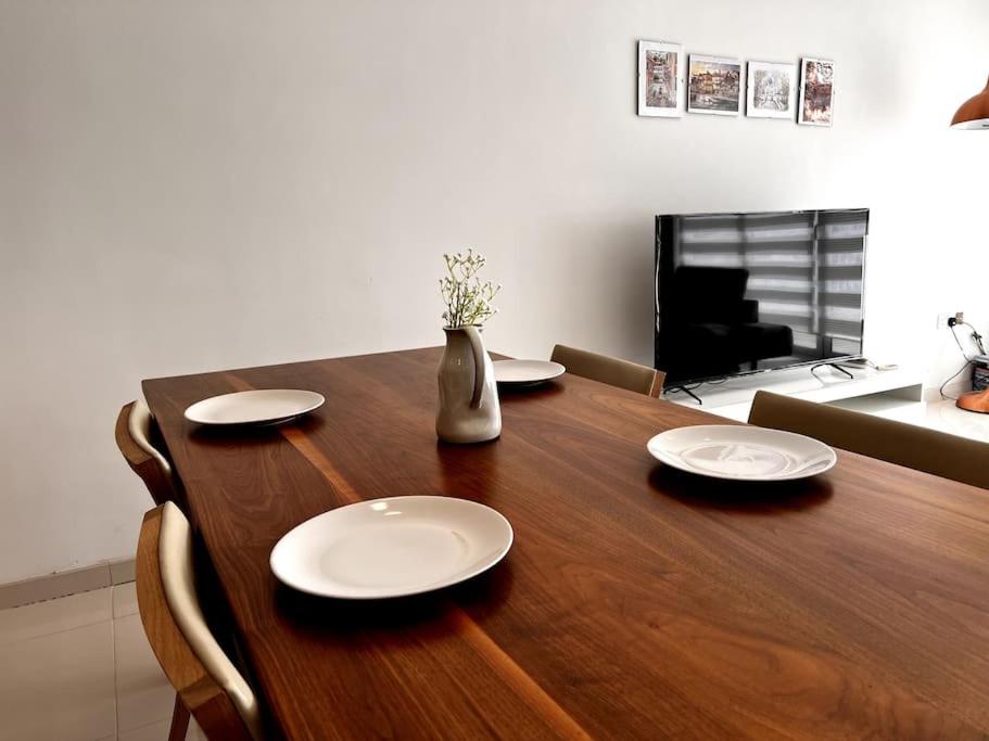 Suitetrails - Viewline SeaView Modern 3 Bedroom Apartment