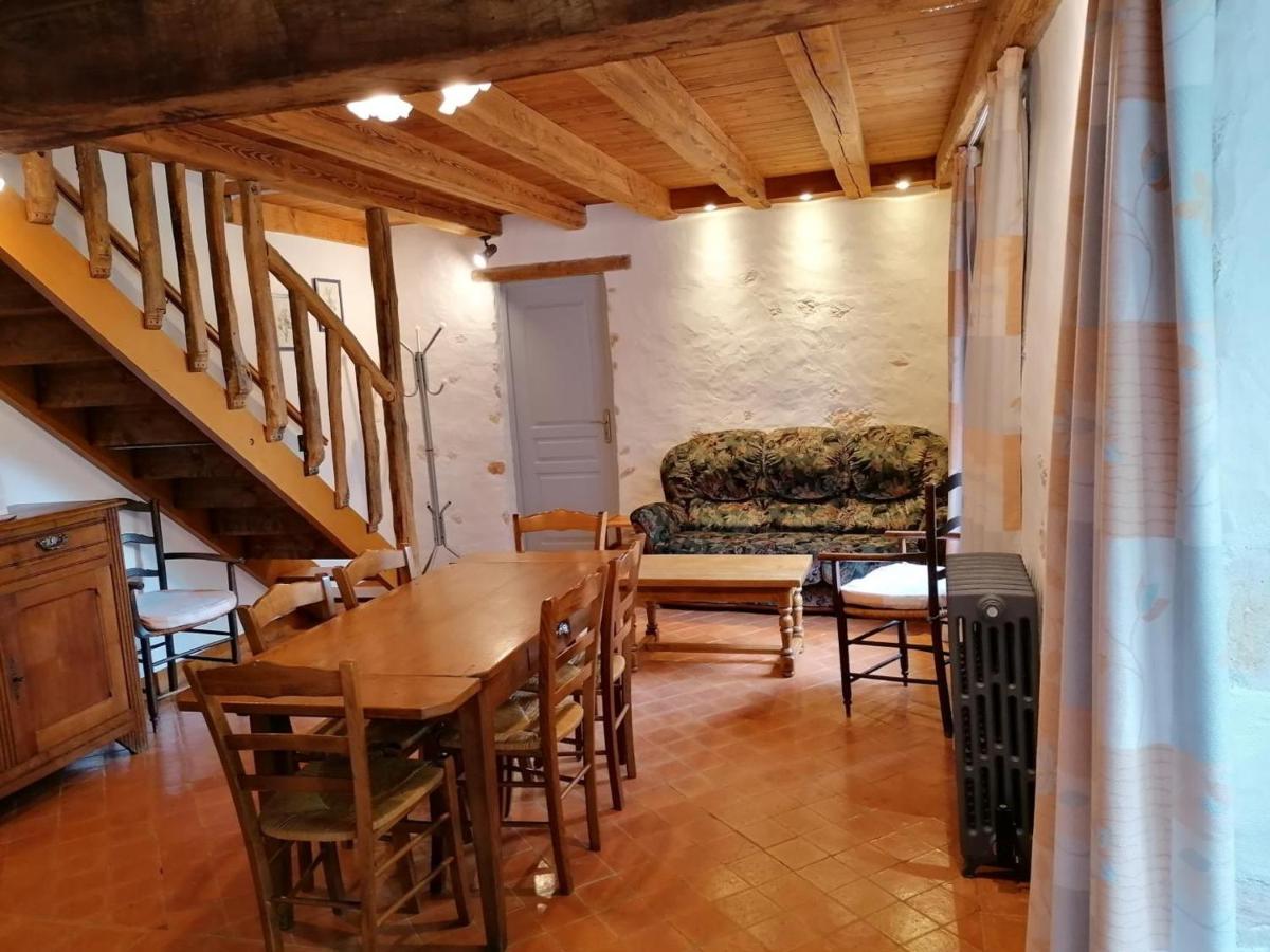 Gîte Pranzac, 3 pièces, 4 personnes - FR-1-653-125 - Housity