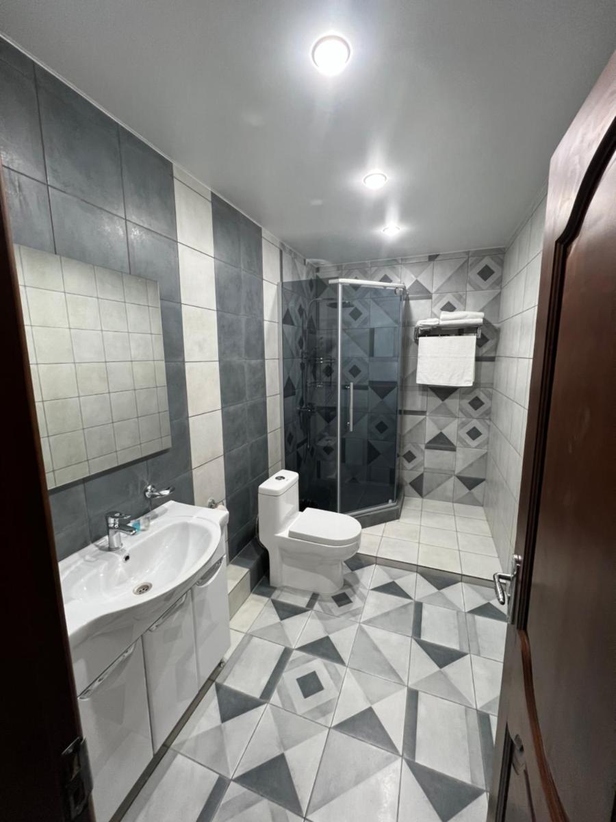 Rooms Hotel Semey - Housity