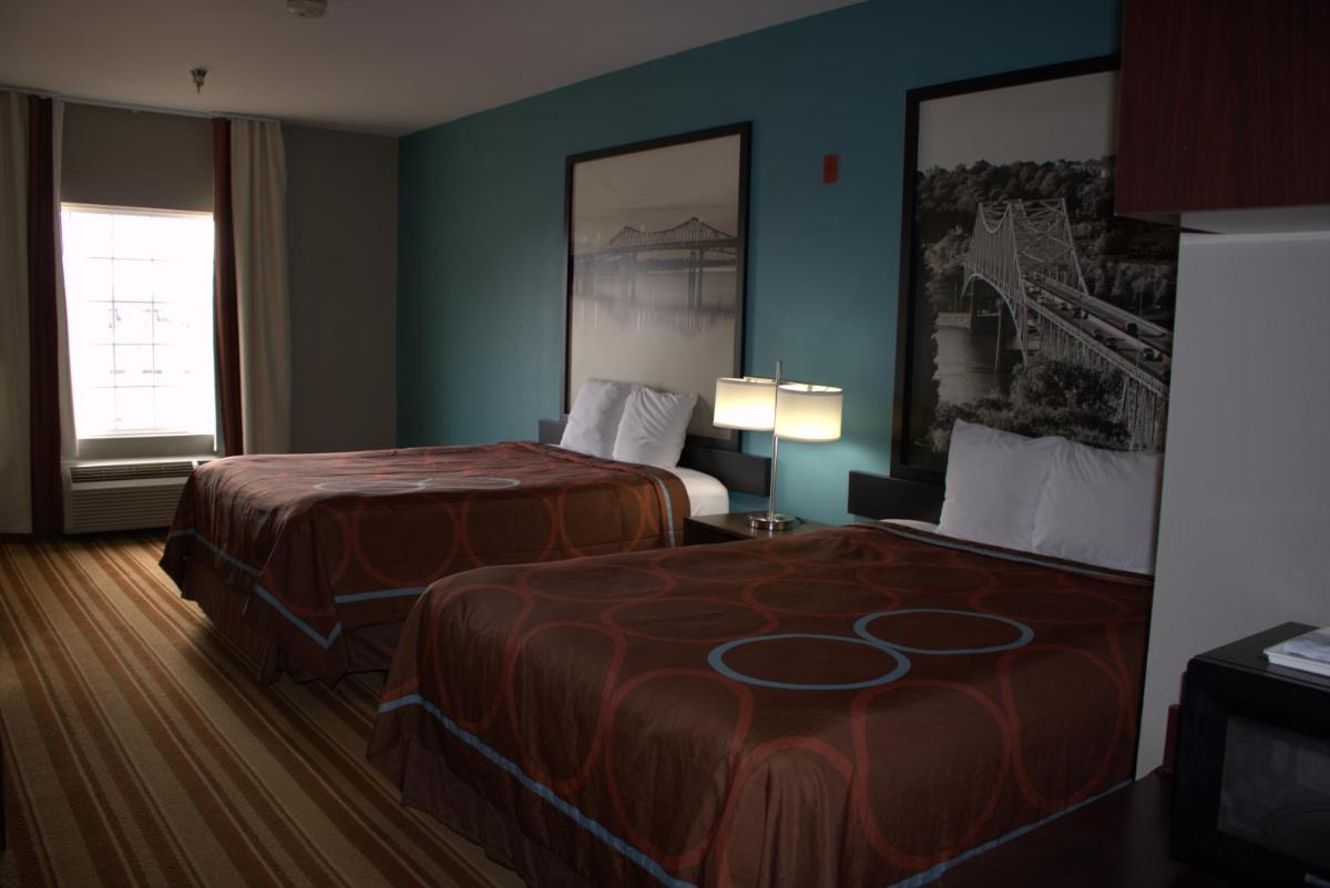 Super 8 by Wyndham Rainsville - Housity