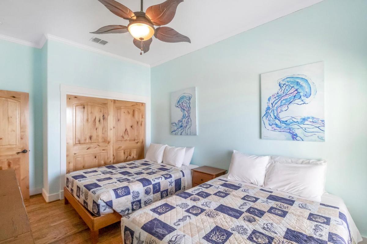 Tropic Island Resort - Housity