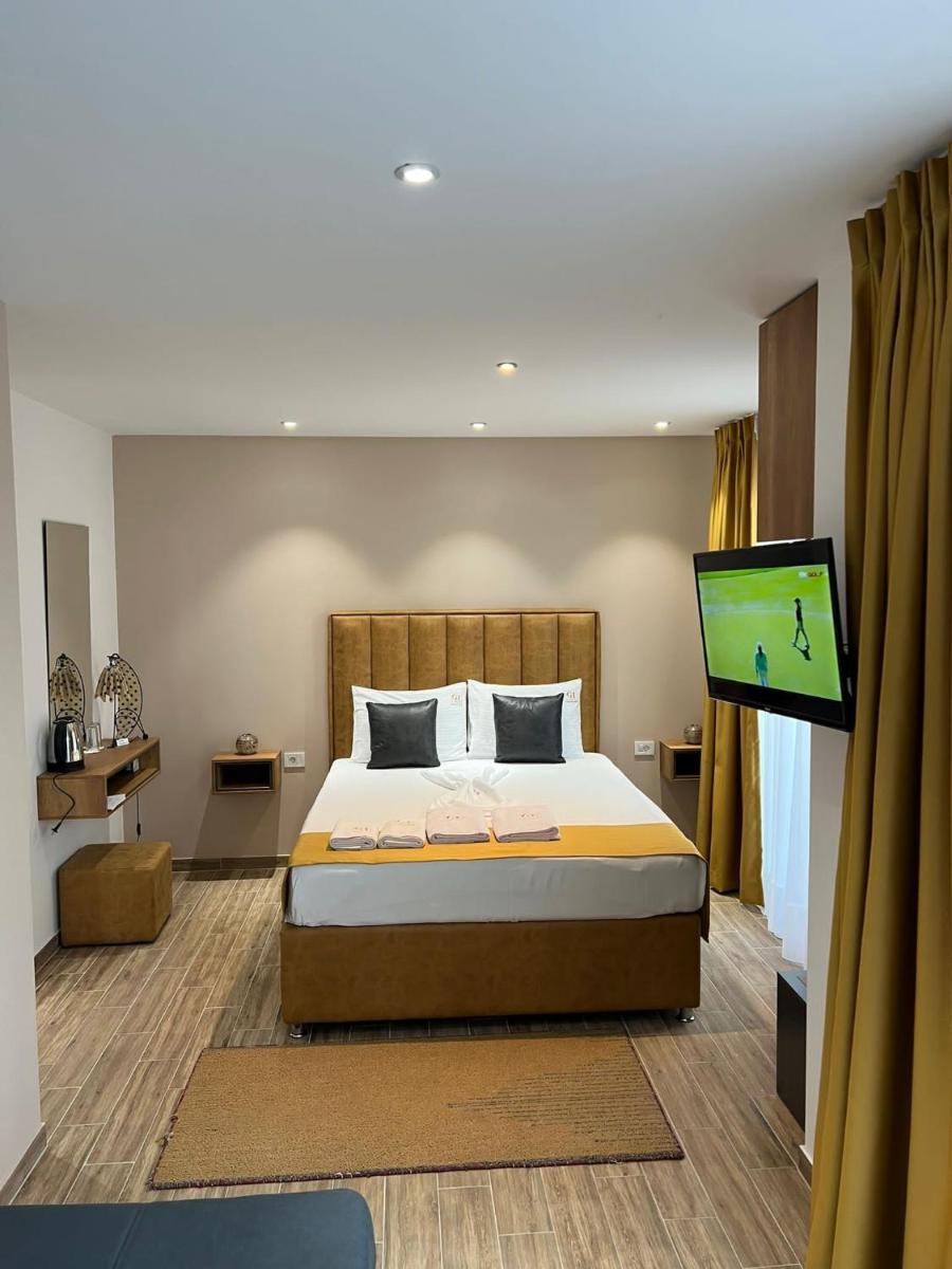 Comfort Hotel - Housity