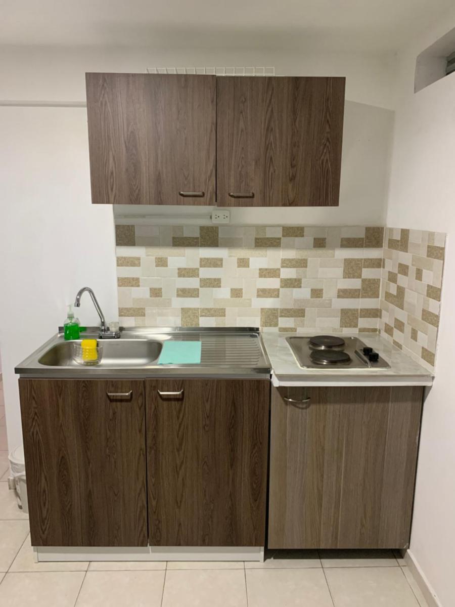 Apartaestudio de la 80 por el Titán Plaza 101 - Housity