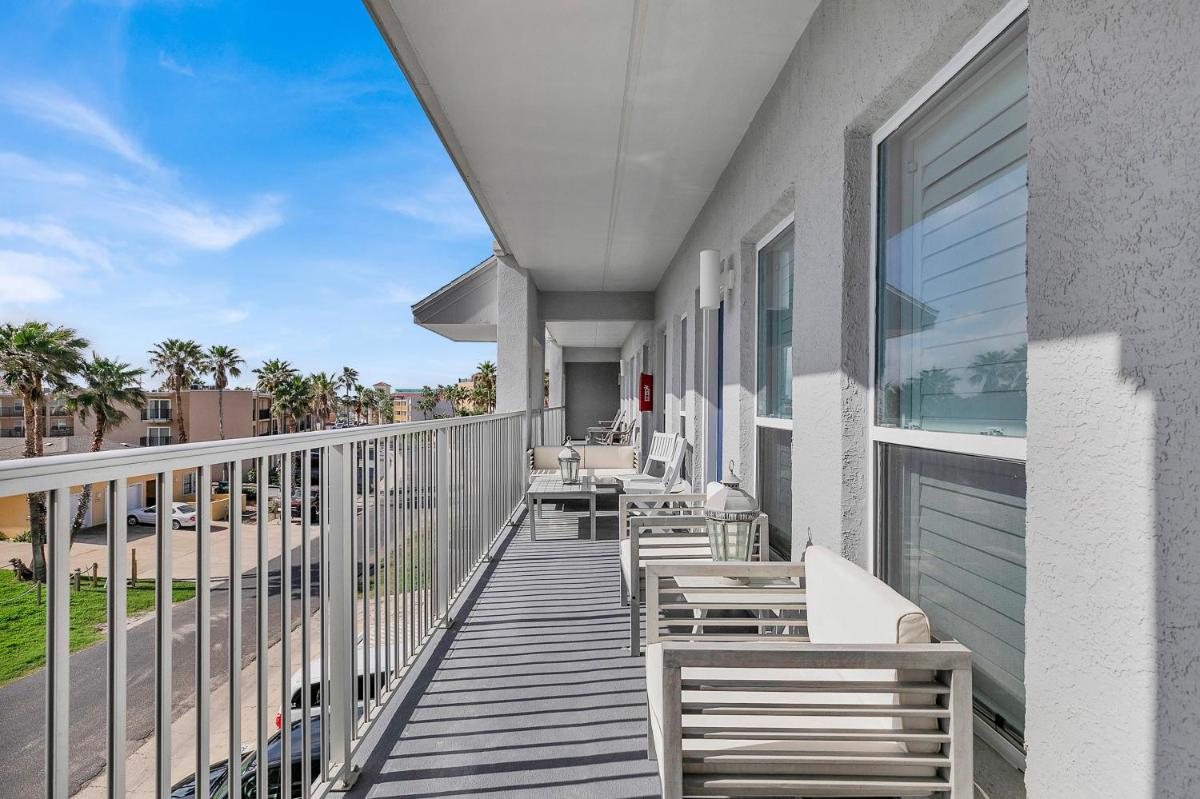 Coronado - Newly Luxury Apt - Housity