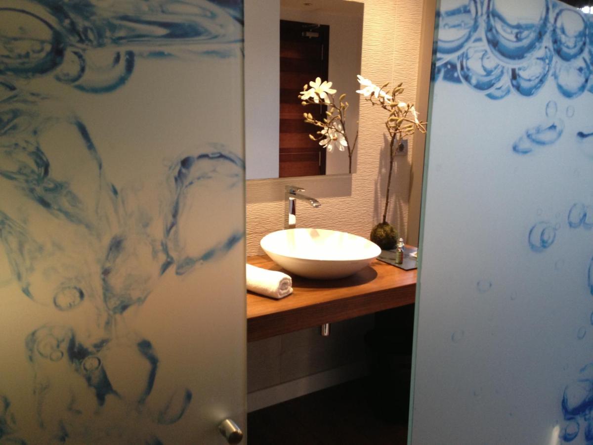 Un baño de Bonansa Country Hotel