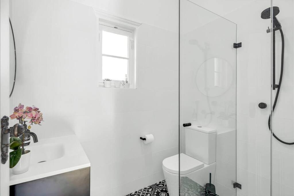 Emilias' Place - Mile End City Fringe - Housity