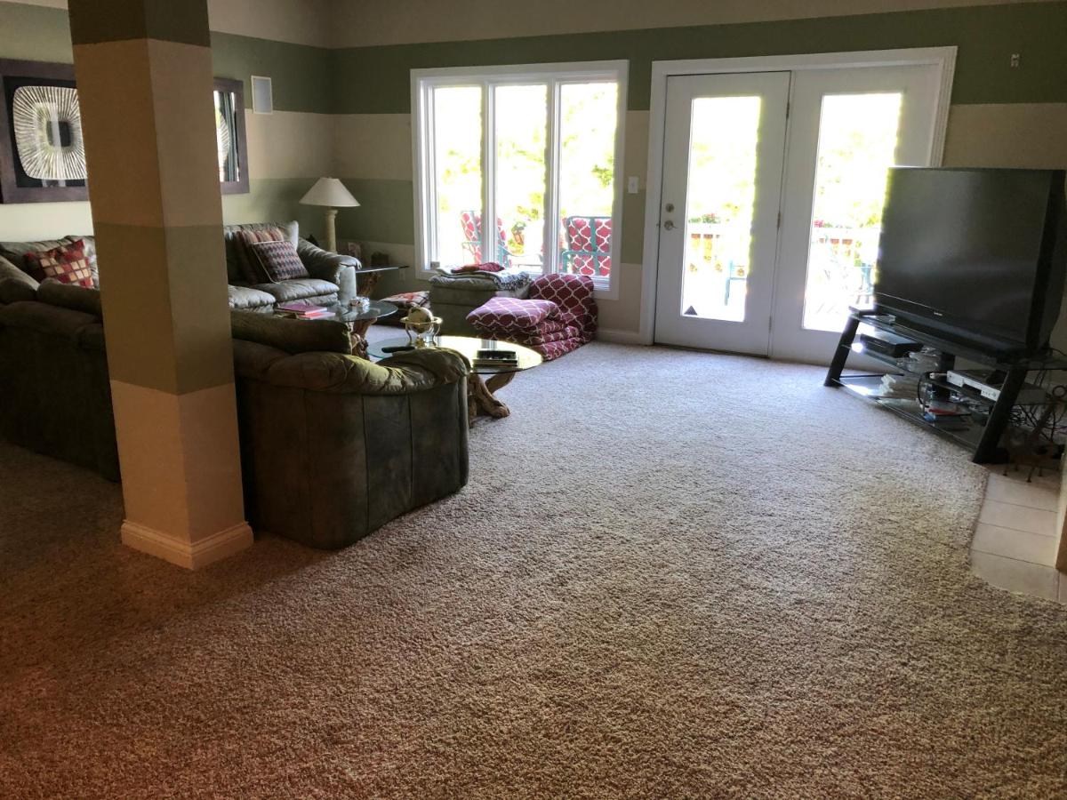 Luxury on the lake - Housity