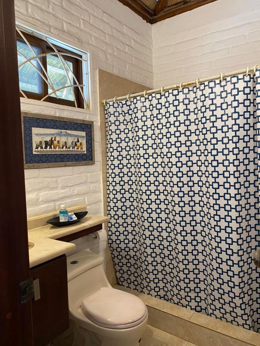 SUITE DE LUJO CON PISCINA Y PARQUEO EN PUNTA CARNERO - Housity