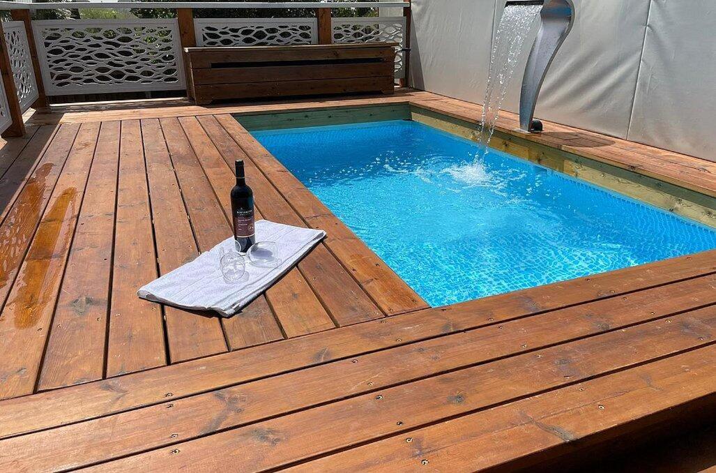 Neve Bar Boutique Hotel - Housity