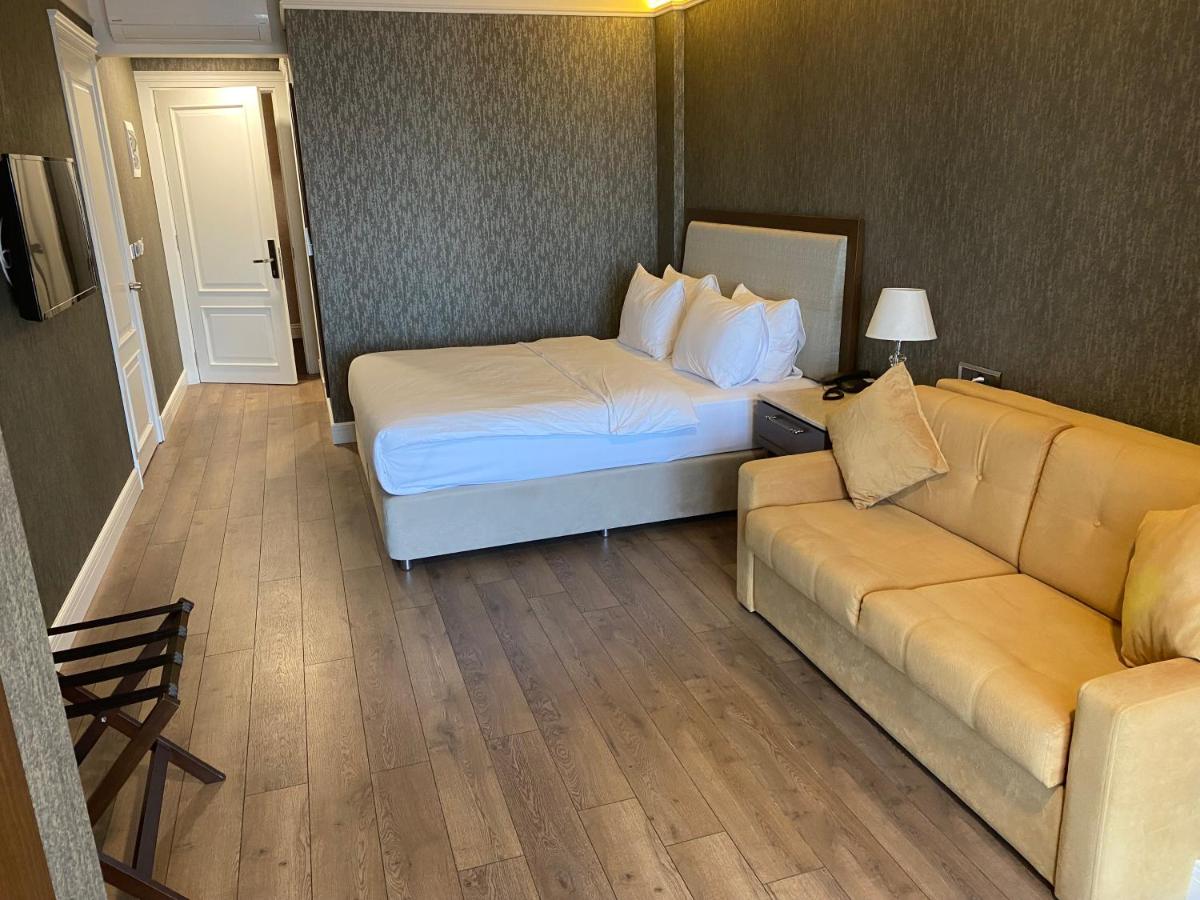 Mell Hotel - Housity
