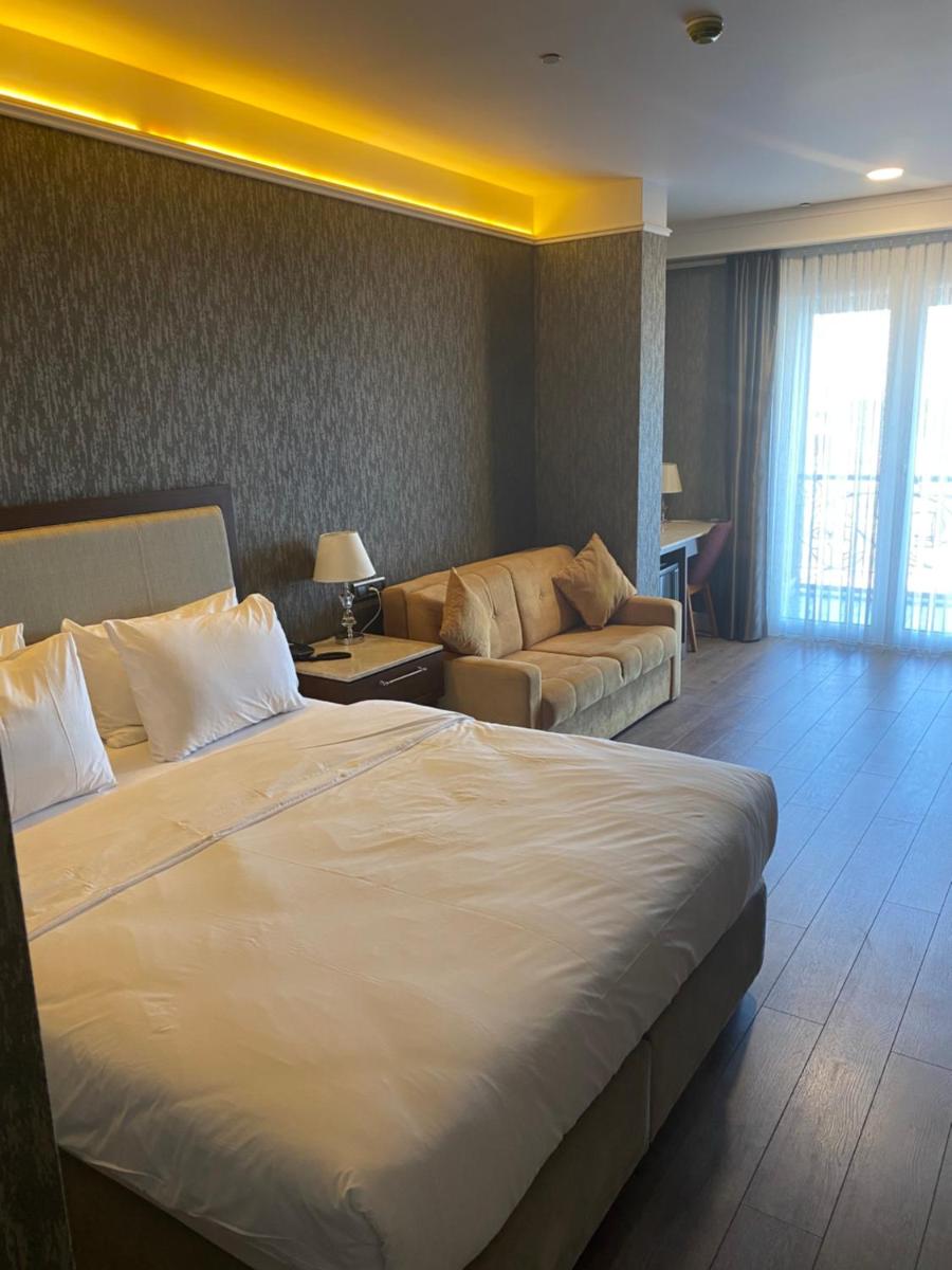 Mell Hotel - Housity