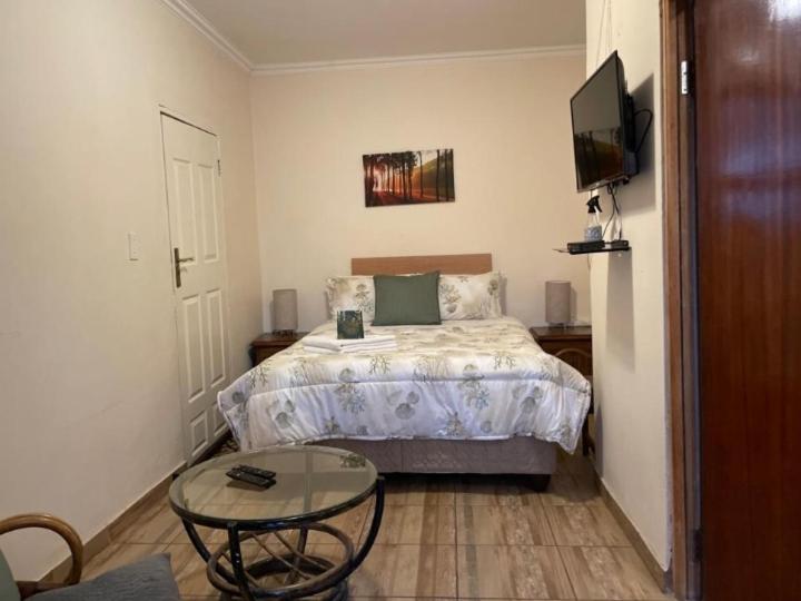 Cheryl's Fortress - Housity