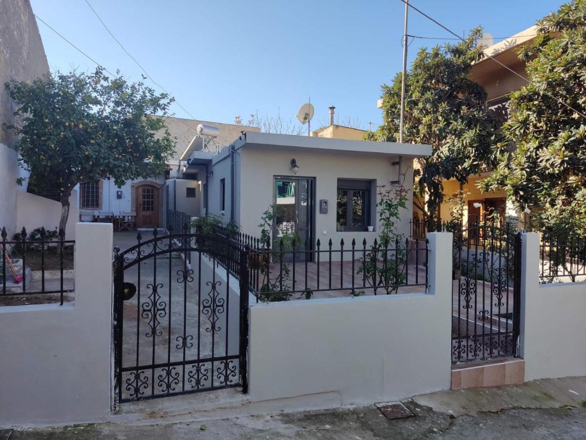 Irini's Home - Pitsidia - Housity