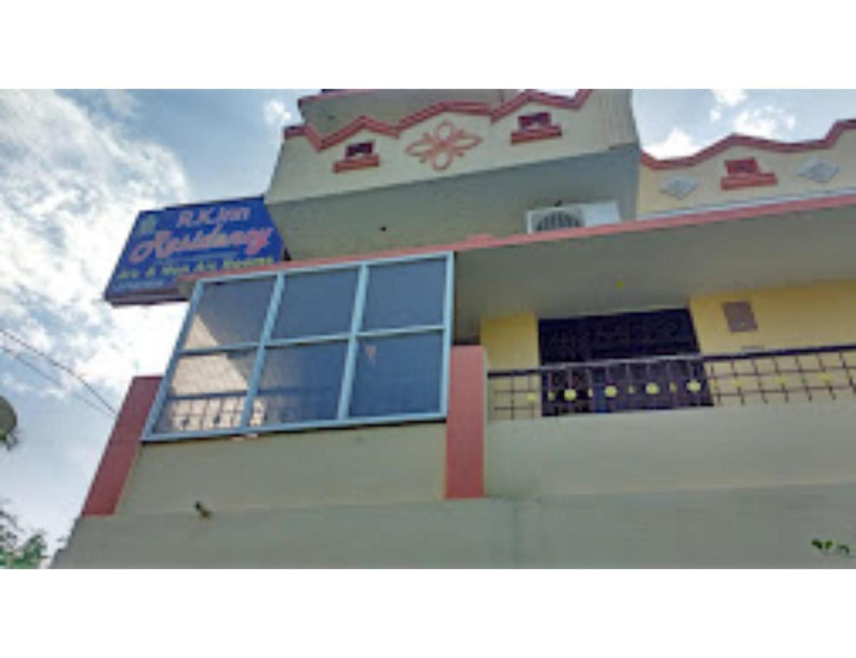 R.K.Inn Guest House, Nonankuppam - Housity