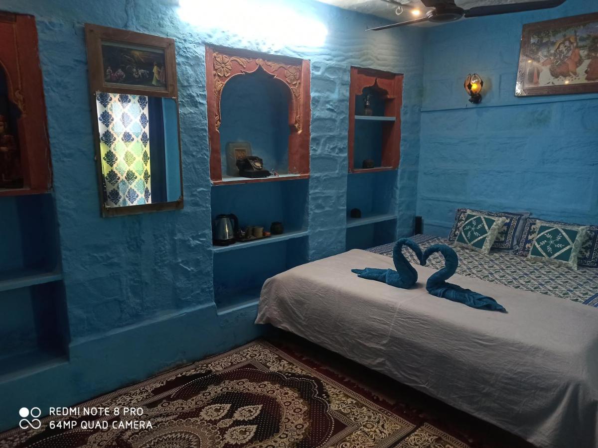 Shangri-La Old Heritage Haveli - Housity