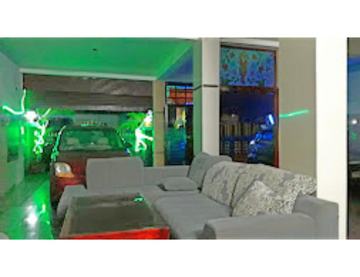 R.K.Inn Guest House, Nonankuppam - Housity