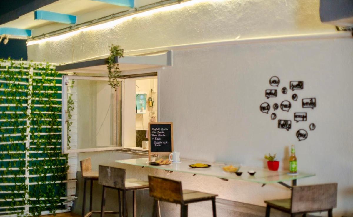 Locomo Mumbai - Stay Work Eat - Hizvo