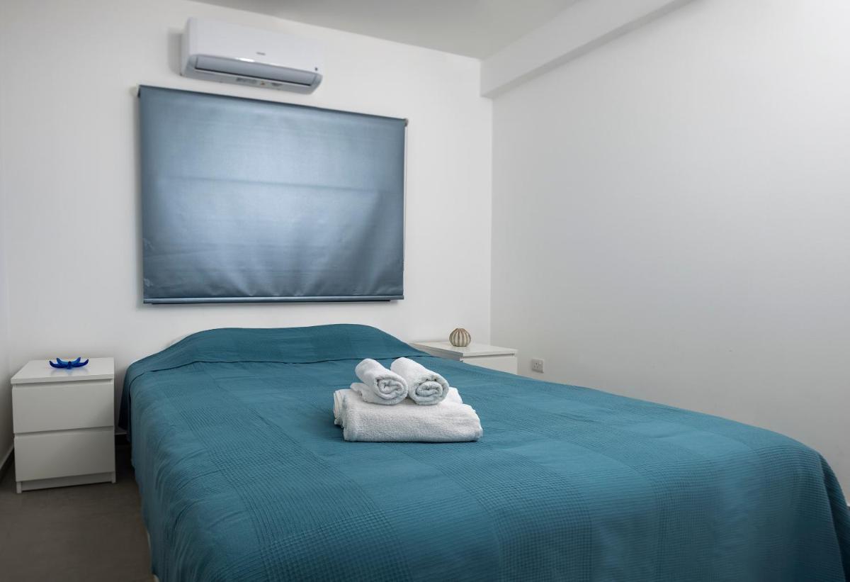 Lovely 2 Bed Apartment in Larnaca City Centre - Housity