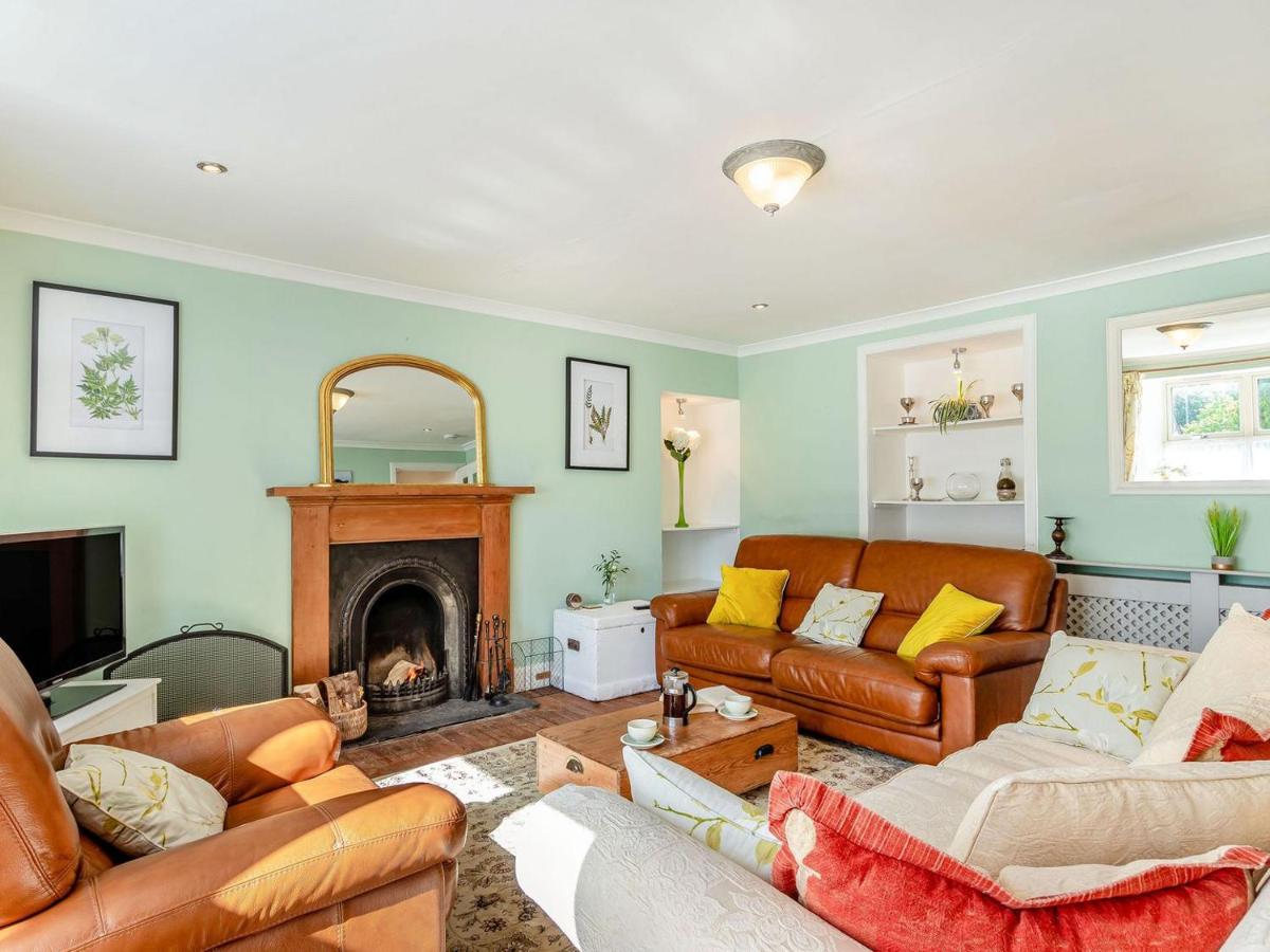 Post Office House - Housity