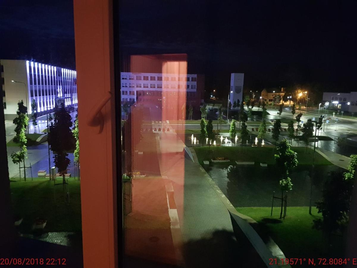 nr 30 with view balcony - Housity