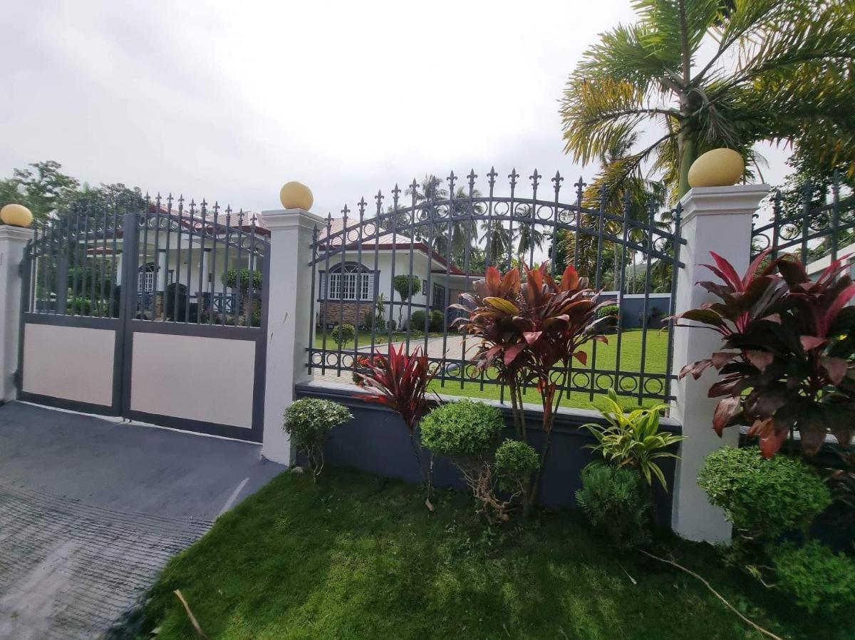 Bretthouse Tourist Inn - Housity