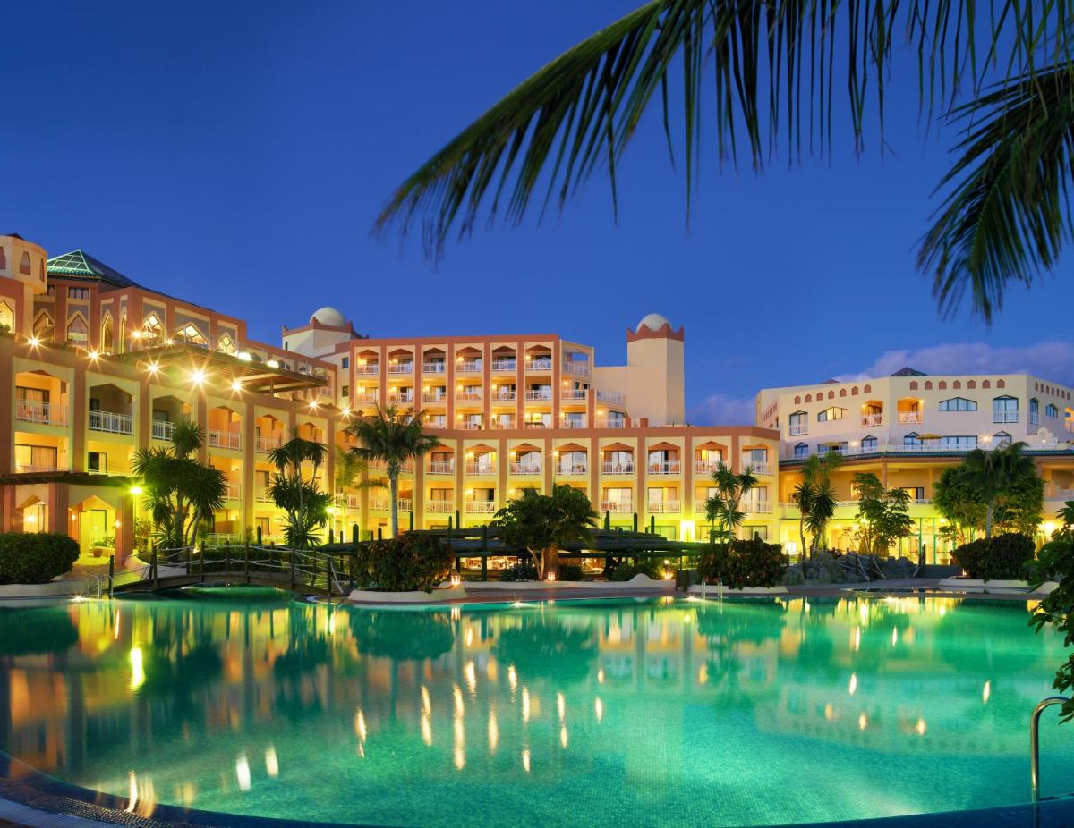 Piscina en o cerca de H10 Playa Esmeralda - Adults Only