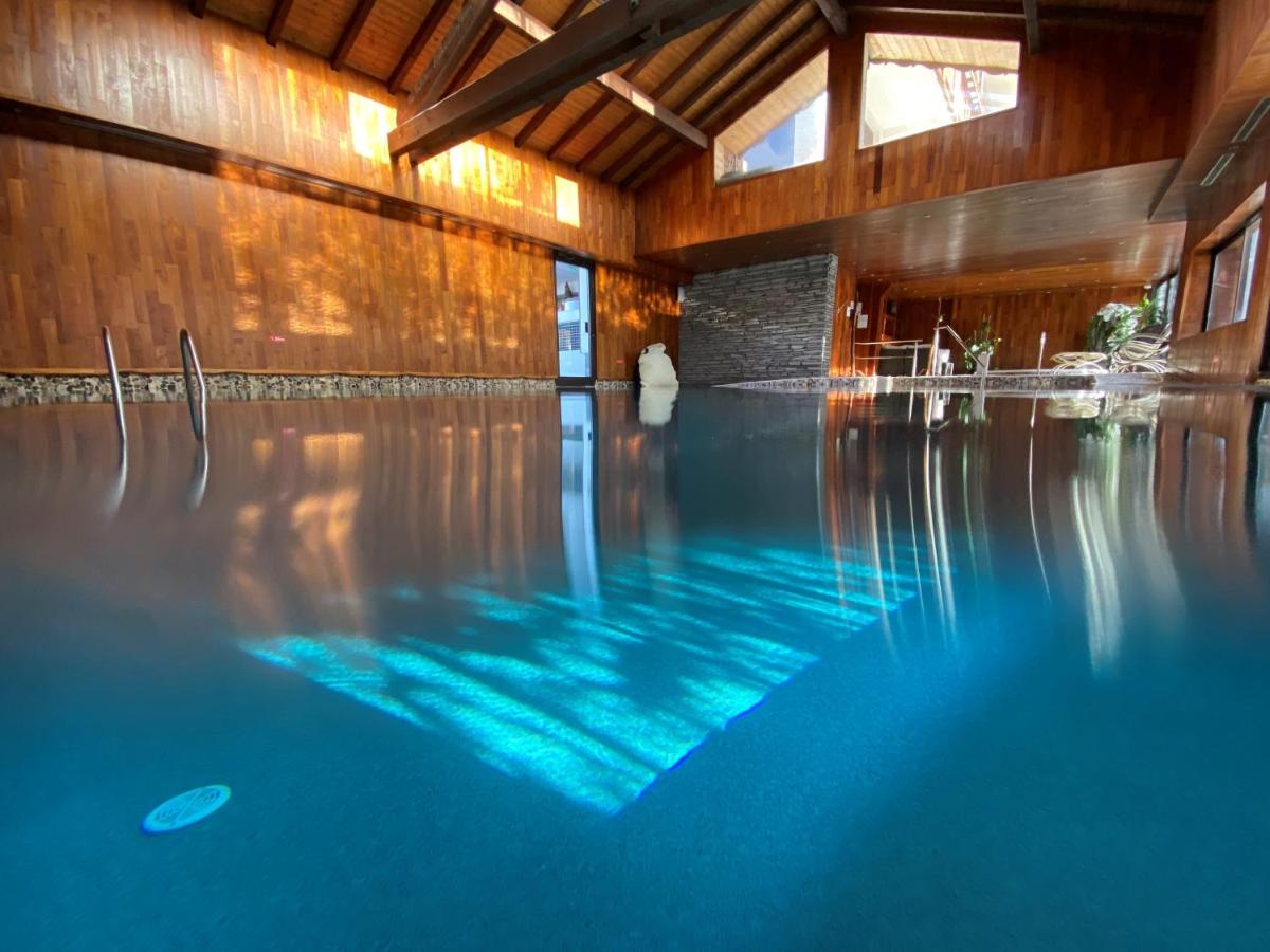 Piscine de l'établissement Hôtel Macchi Restaurant & Spa ou située à proximité