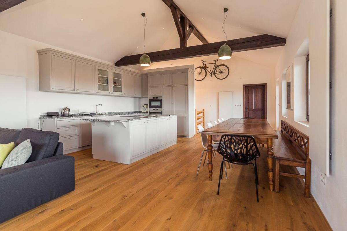 Cherry Orchard House - Housity