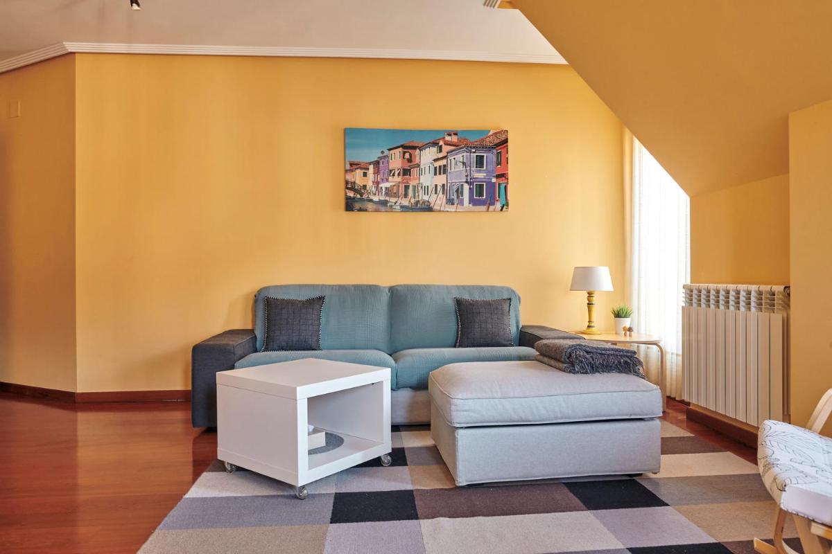 Apartamento La Calma, plaza de La Inmaculada, en el centro de León - Housity