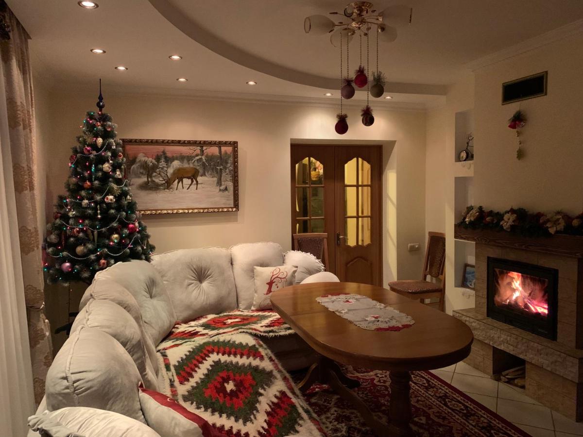 ZarinSki - Housity